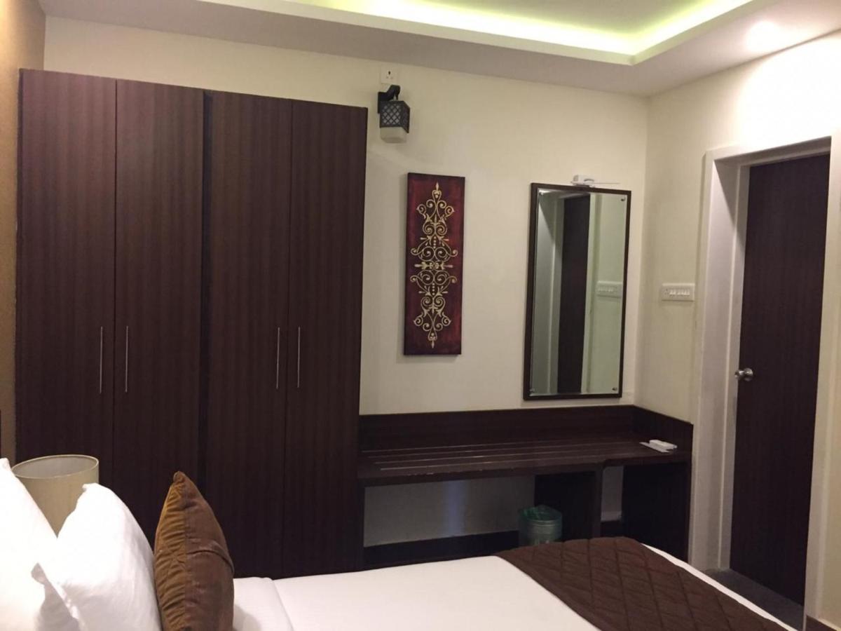 Mirth Hotels And Resorts Kanthalloor ภายนอก รูปภาพ
